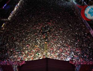 Aydın’da Cumhuriyet Coşkusu: 29 Ekim Kutlamaları Büyük İlgi Gördü