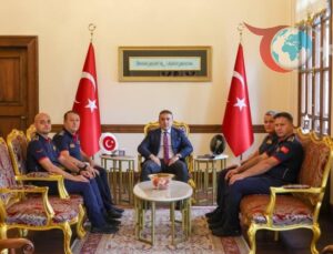 Bilecik Valisi, İtfaiye Haftası’nda Kahraman Personeli Makamında Ağırladı