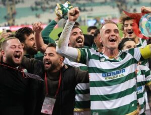 Bursaspor ve 68 Aksarayspor’un Zorlu Karşılaşması: Gol Dolu Bir Mücadele Bekleniyor