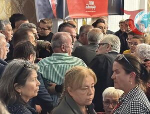 CHP Samsun İl Kongresi’nde Gergin Anlar ve Zafer