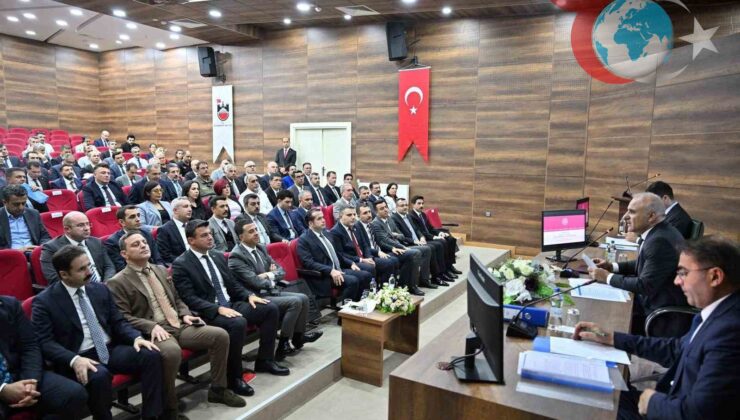 Diyarbakır’da Devasa Kamu Yatırımları Hız Kesmeden Devam Ediyor