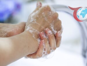 El Yıkamanın Önemi ve Doğru Yöntemleri Üzerine Uzman Görüşleri