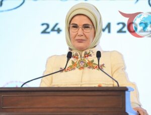 Emine Erdoğan, Siirtlilerle Bir Araya Geldi: Kültürel Değerler ve Vefa Vurgusu