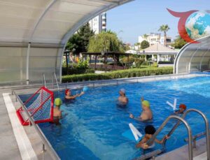 Engelsiz Yaşam Parkı’nda Fark Yaratan Yüzme Kursları