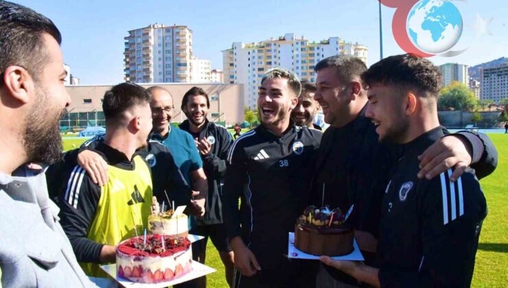 Erciyes 38 Futbol Kulübü’nde Duygusal Anlar: Genel Müdüre Sürpriz Kutlama