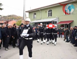 Erzincan’da Polis Memuruna Duygusal Veda