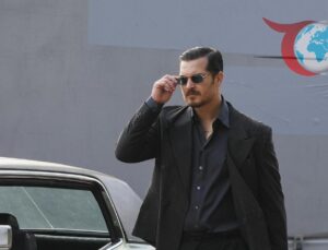 Eşref Rüya’da Ebru Destan Sürprizi ve Demet Özdemir Rüzgarı