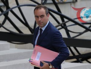 Fransa’da Hükümet Krizi: Macron, Lecornu’yu Başbakan Olarak Yeniden Atadı