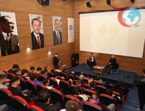 Gebze Belediye Başkanı Büyükgöz, Gençlerle Geleceği Konuştu