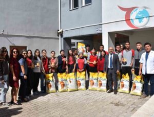 Germencik’te Lise Öğrencilerinden Anlamlı Hayvan Sevgisi