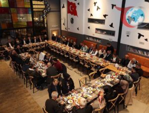 Hacılar’da Esnaf ve İş Dünyası Bir Araya Geldi: Dayanışma Mesajları Öne Çıkıyor