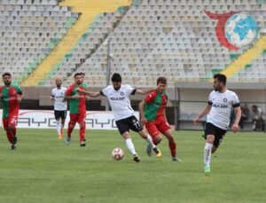 İzmir Derbisi: Altay ve Karşıyaka Arasında Tarihi Karşılaşma