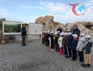 İznik’in Tarihi Zenginlikleriyle Buluşan Minik Kaşifler