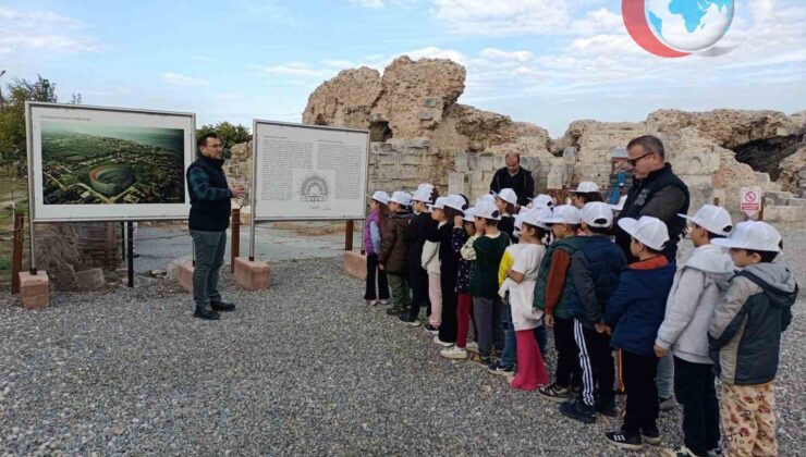 İznik’in Tarihi Zenginlikleriyle Buluşan Minik Kaşifler