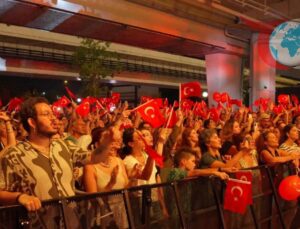 Kadıköy’de Cumhuriyet Bayramı Coşkusu: Terminal Kadıköy’de Unutulmaz Kutlama