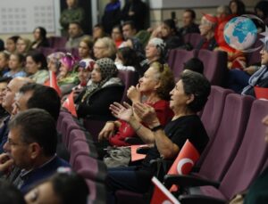 Kartepe Belediyesi’nden Coşkulu 29 Ekim Cumhuriyet Bayramı Kutlaması