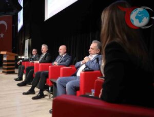 Kentsel Dönüşüm Zirvesi’nde Melikgazi’nin Başarıları Öne Çıktı