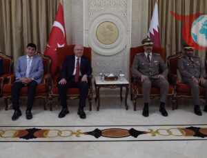 Milli Savunma Bakanı Güler, Katar’da Üst Düzey Karşılama Töreniyle Ağırlandı