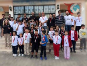 Muğla Köyceğiz’de Cumhuriyet Bayramı’nda Kıyasıya Satranç Mücadelesi