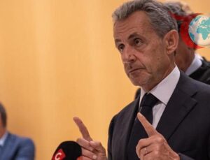 Nicolas Sarkozy’nin Cezaevi Süreci Başlıyor: Eski Cumhurbaşkanı Hangi Koşullarda Kalacak?