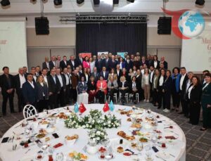 Nilüfer Belediyesi’nde Muhtarlar Gününde Dayanışma ve Ortak Akıl Vurgusu