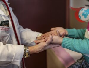 Romatizmal Hastalıkların Yaş Sınırı Yok: Erken Tanının Önemi