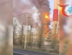 Rusya’da Rafineri Yangını Korkuttu!