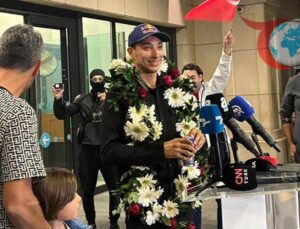 Toprak Razgatlıoğlu: Dünya Şampiyonluğundan MotoGP Hayaline