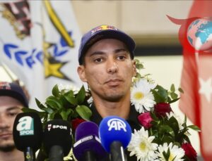 Toprak Razgatlıoğlu Dünya Superbike Şampiyonası’nda Tarih Yazdı