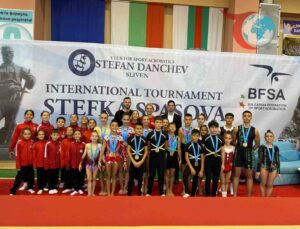 Türk Sporcular Bulgaristan’dan Madalyalarla Döndü