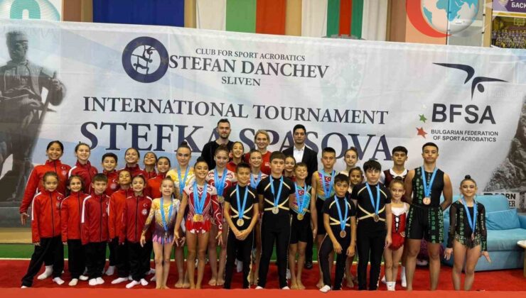 Türk Sporcular Bulgaristan’dan Madalyalarla Döndü