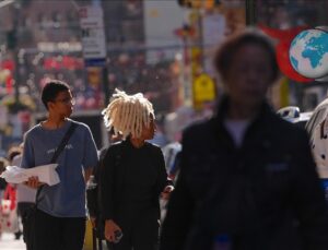 ABD’de İşten Çıkarmalar 20 Yılın Zirvesinde: Ekonomik Zorluklar ve Teknolojik Etkiler