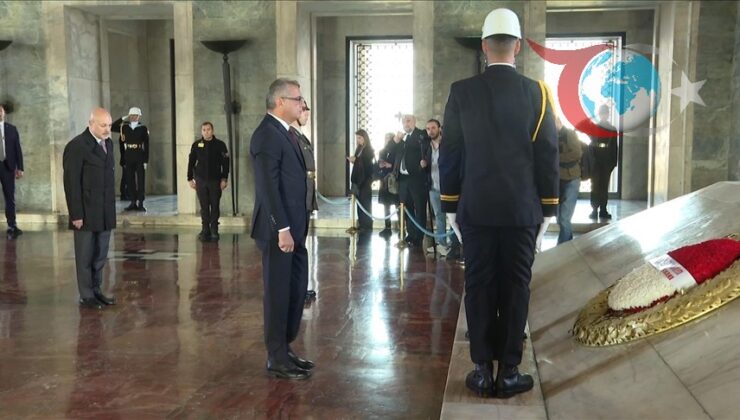 Anıtkabir’de Anlamlı Ziyaret: Erhürman’ın Atatürk’e Minnet Mesajı