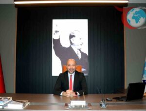 Atatürk’ün Aydınlık Fikirleri Yolumuzu Aydınlatıyor