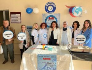 Aydın Devlet Hastanesi’nden Diyabet Farkındalığına Katkı: Ücretsiz Kan Şekeri Ölçümü ve Bilgilendirme Etkinliği