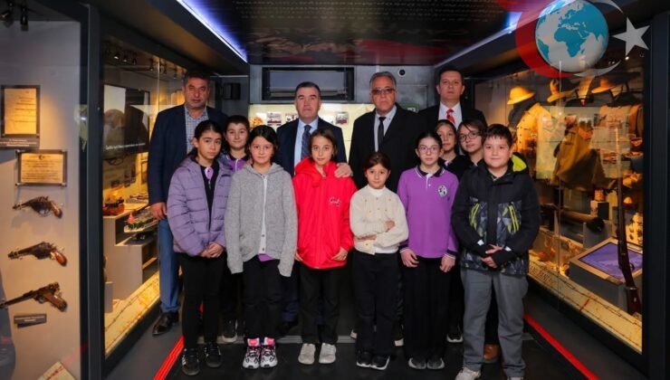 Çanakkale Savaşları Mobil Müzesi Bayburt’ta Yoğun İlgi Gördü