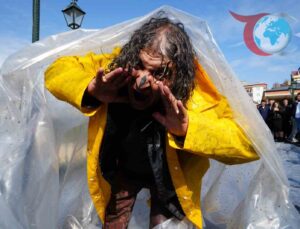 Çoruh Nehri’nde Sıra Dışı Sanat Performansı: Arınma