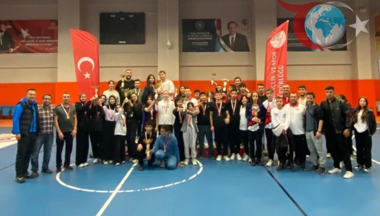 Denizli’de Floor Curling Heyecanı: İl Şampiyonları Sahne Aldı