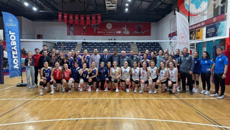 Düzce’de Genç Kızlar Voleybol Ligi Nefesleri Kesti!