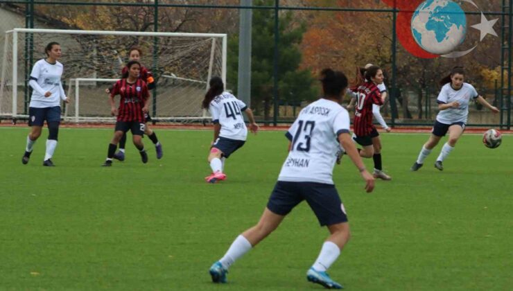 Erzincan Gençler Gücü Kadın Futbol Takımı Ağrı Karşısında Farklı Mağlup