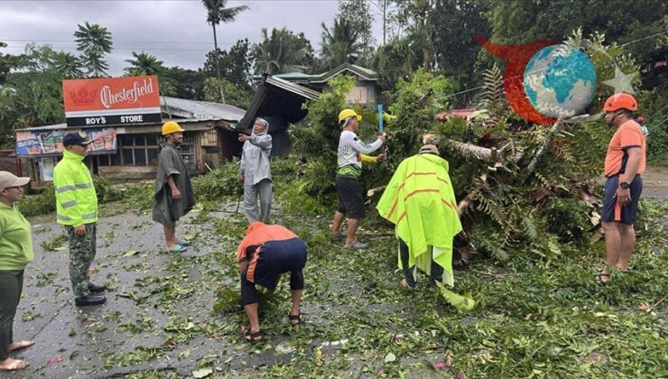 Filipinler’i Vuran Kalmaegi Tayfunu: Ölü Sayısı Artıyor