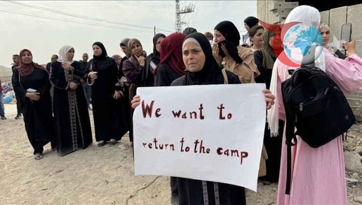 Filistinli Mülteciler Evlerine Dönmek İçin Ayakta