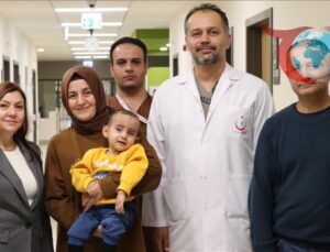 Gaziantep’te Umut Veren Ameliyat: Küçük Hamza Duymaya Başladı