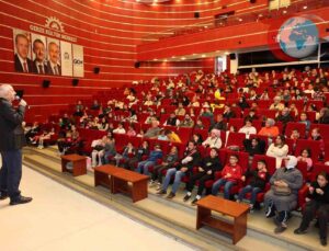 Gebze’de Çocuklara Sinema Keyfi: Harika Kanatlar Gösterimi