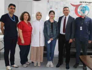 Genç Kız, Annesinin Böbreği ile Hayata Döndü