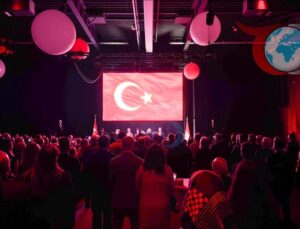 Hollanda’da Cumhuriyet Bayramı Coşkusu