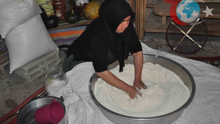 Horoz Köyü’nde Geleneksel Yufka Ekmeği İmece Usulüyle Hazırlanıyor