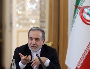 İran’dan ABD Müzakereleri ve Nükleer Program Hakkında Kritik Açıklamalar