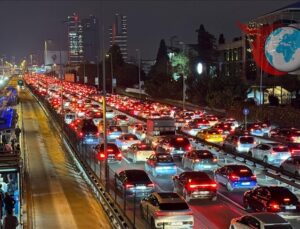 İstanbul’un Trafik Çilesi: Yoğunluk Yüzde 90’a Ulaştı