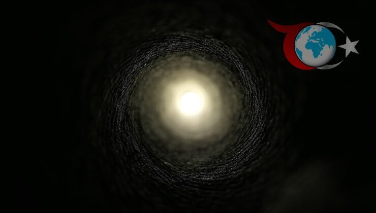 JWST ile Devasa Bir Kara Delik Keşfedildi: Uzayın Gizemleri Aydınlanıyor